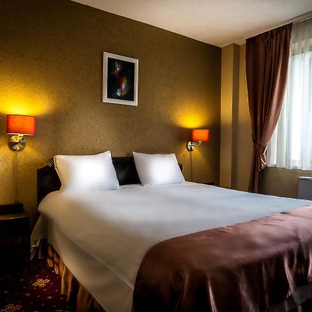 Târgu-Mureş Hotel Ciao מראה חיצוני תמונה