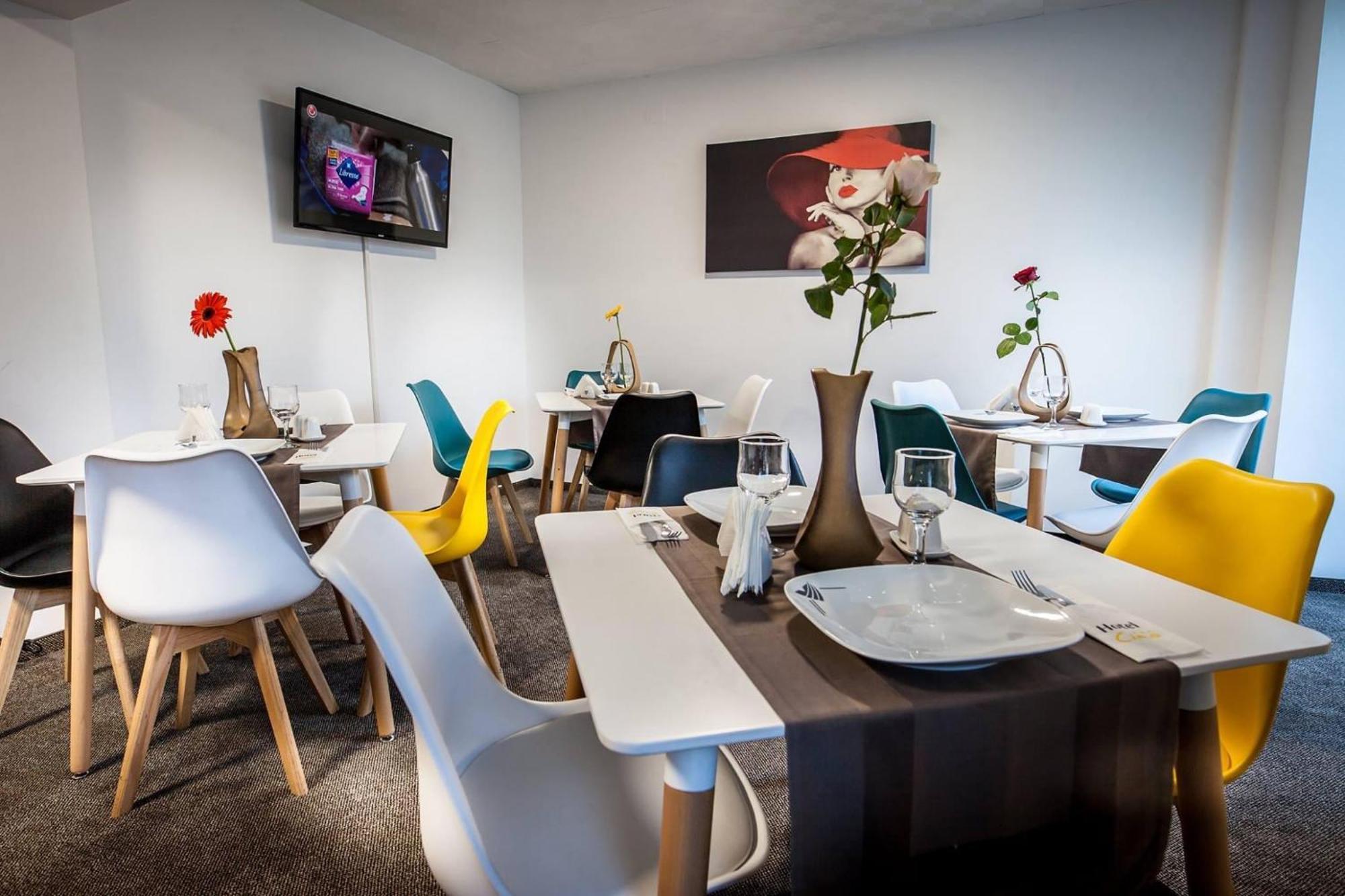 Târgu-Mureş Hotel Ciao מראה חיצוני תמונה