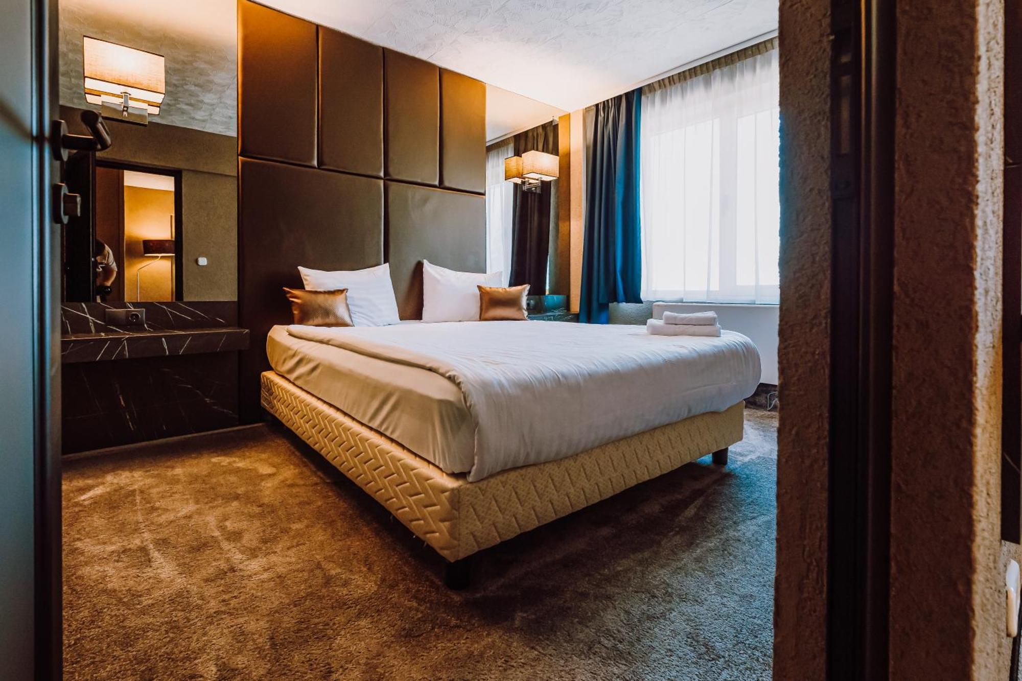 Târgu-Mureş Hotel Ciao מראה חיצוני תמונה
